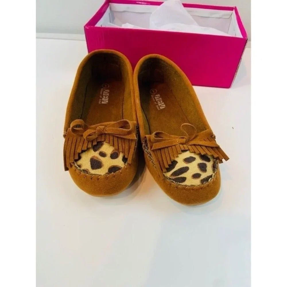 Brand New toddler girls tan leopard moccasin flats